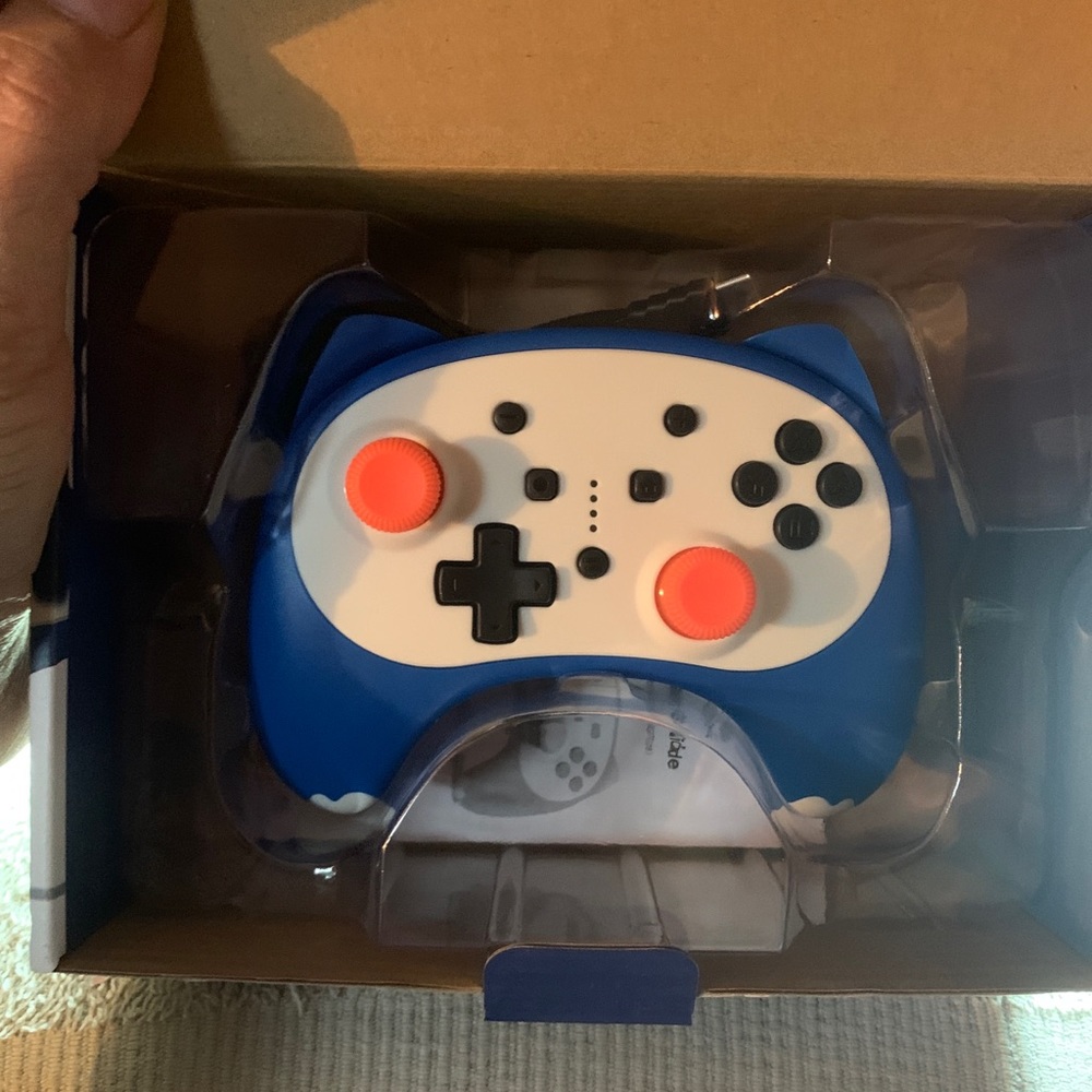 Vivefox Switch light controller. New in the box. Wireless pro controller - Picture 5 of 11
